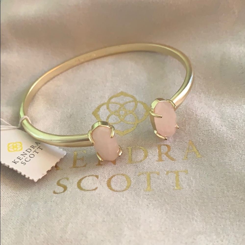 Kendra Scott Gold bracelet